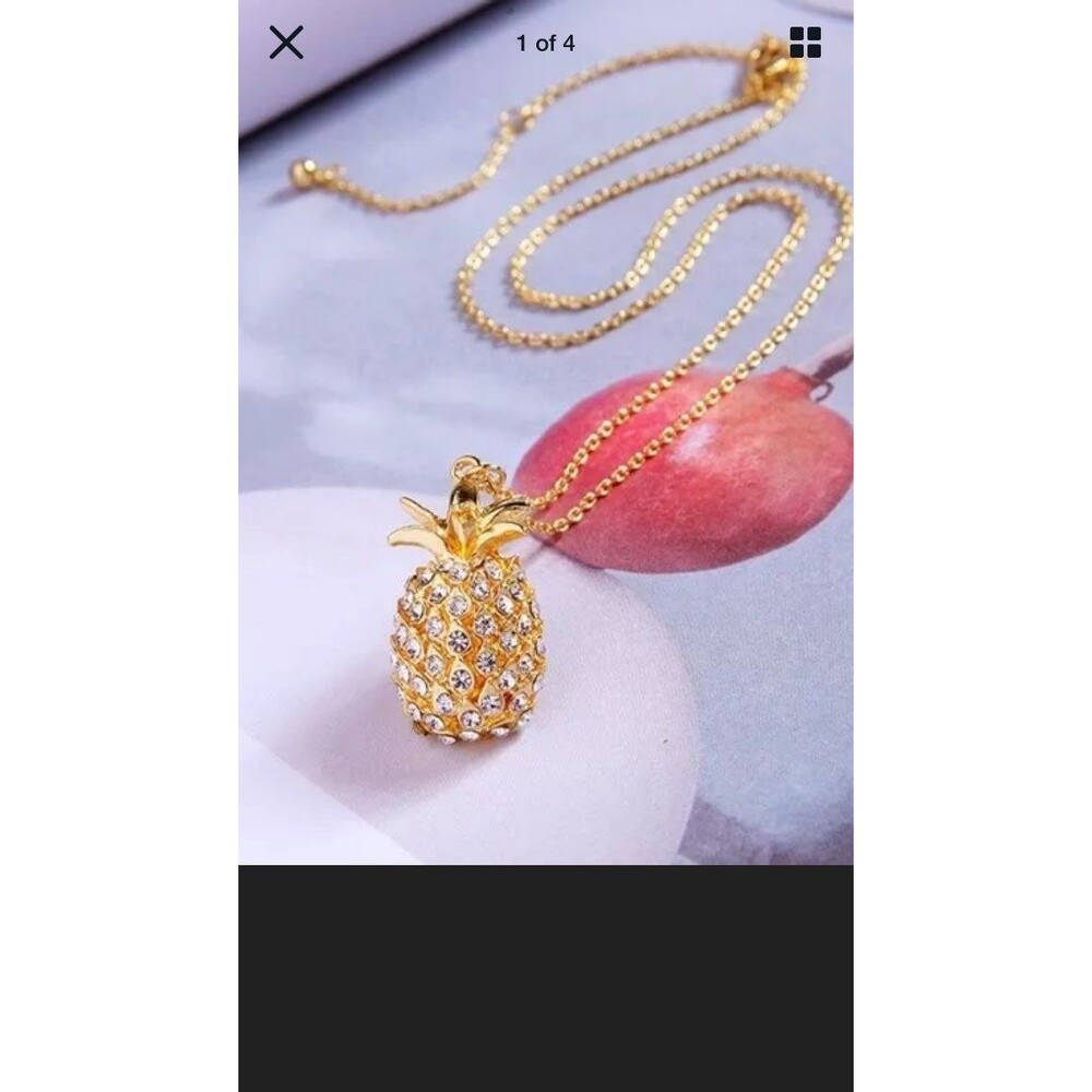 Gold Pineapple Crystal Pendant Necklace